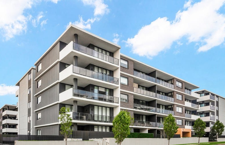 Modern Private Rooms in Spacious 2 Bed + 2 Bath Apartment